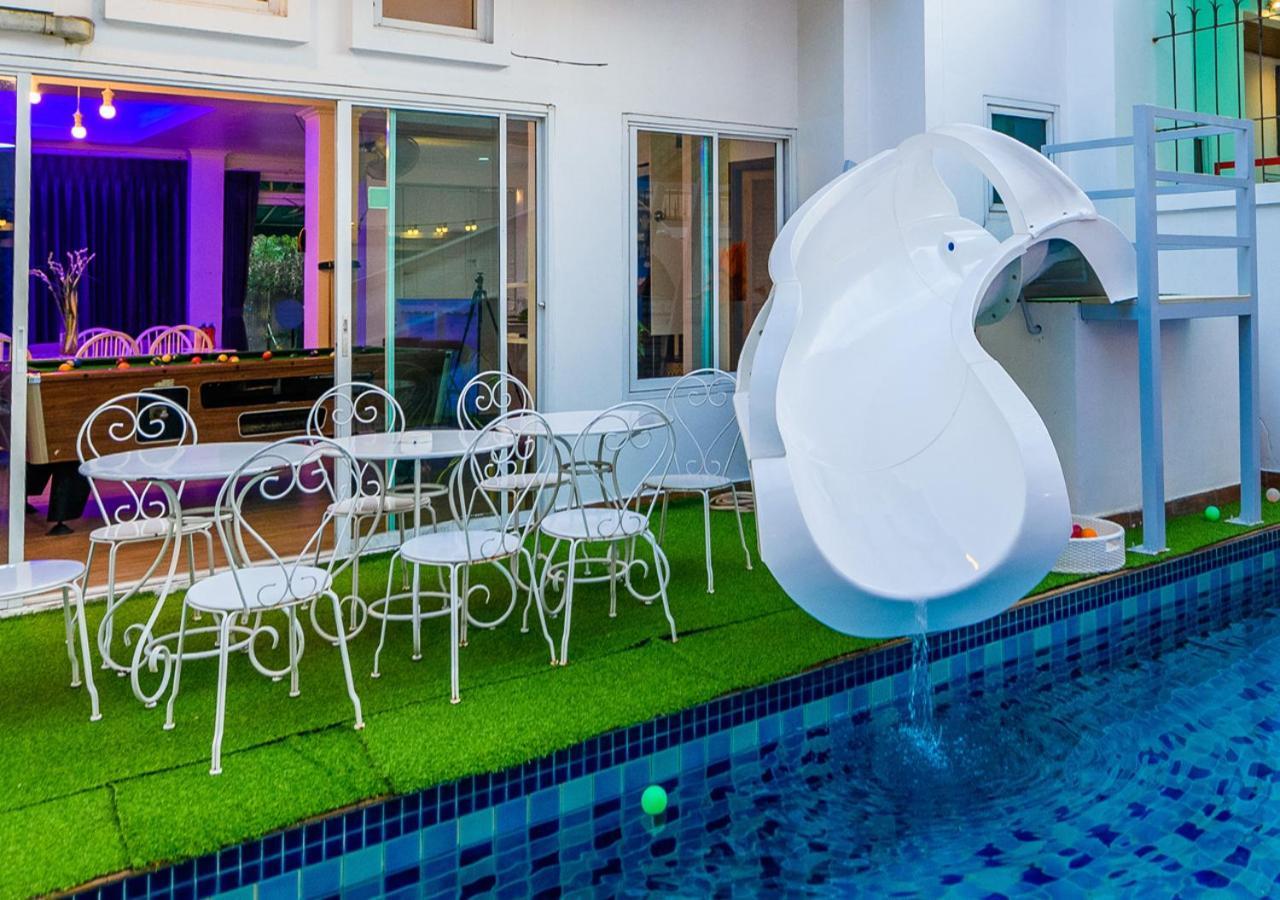 Room@Gallery Pool Villa Pattaya Εξωτερικό φωτογραφία